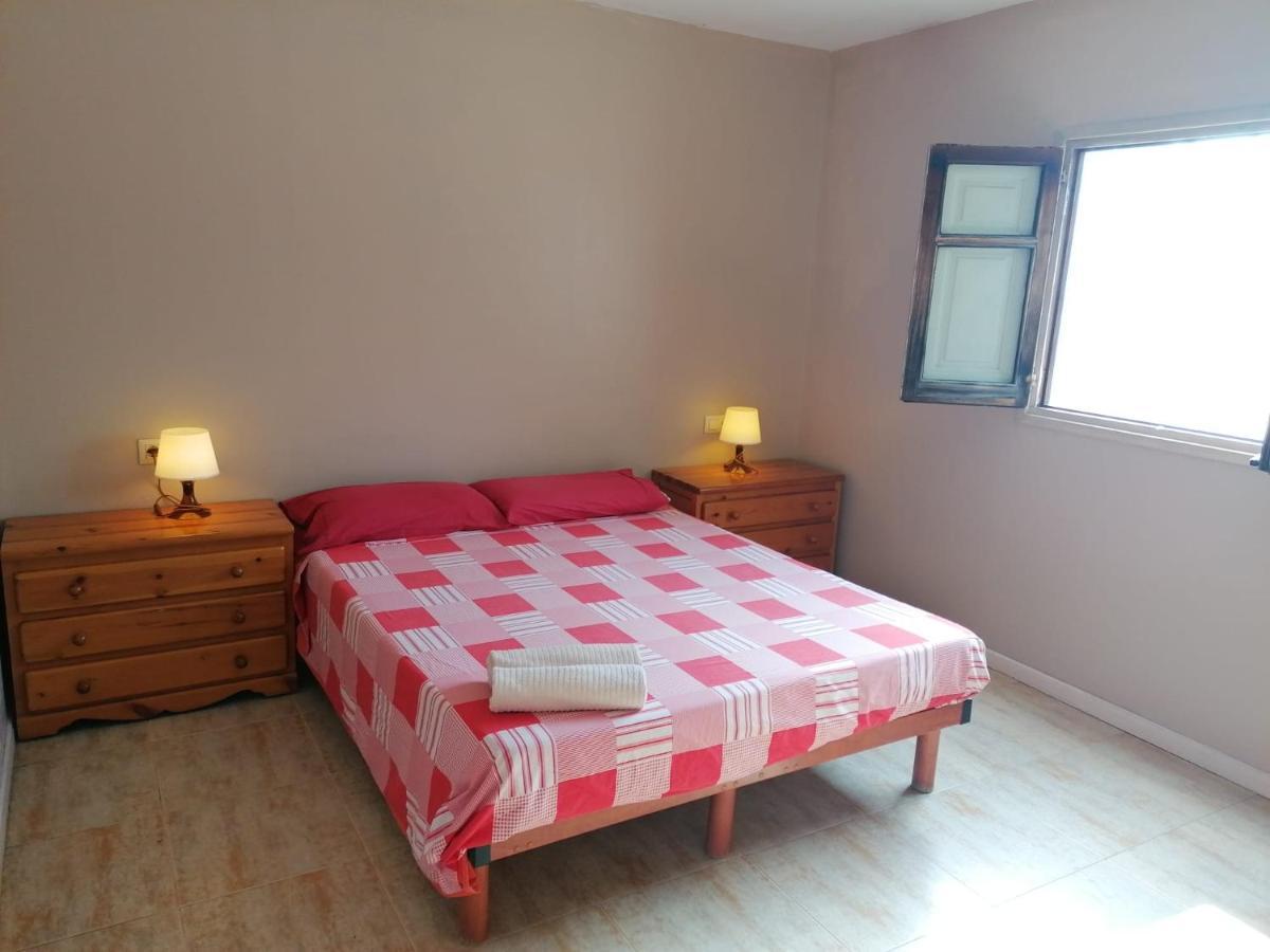 Chilliman & Mas Miro Biofarm Guest House Catllar Bagian luar foto